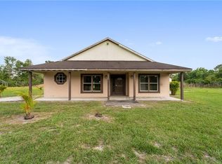 645 E Osceola Rd, Geneva, FL 32732