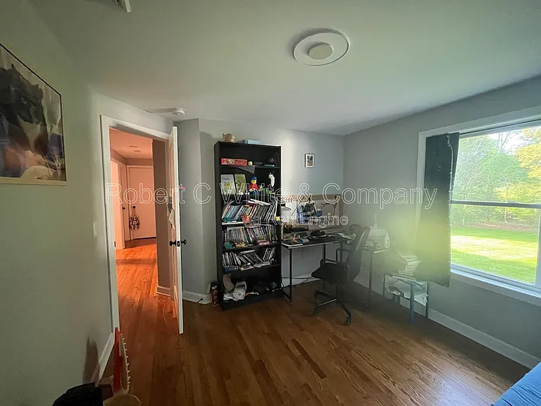 233 S Rolling Acres Rd — Photo 13