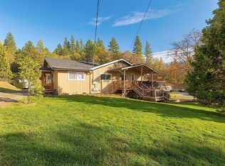 315 Hitching Post Rd, Grants Pass, OR 97526