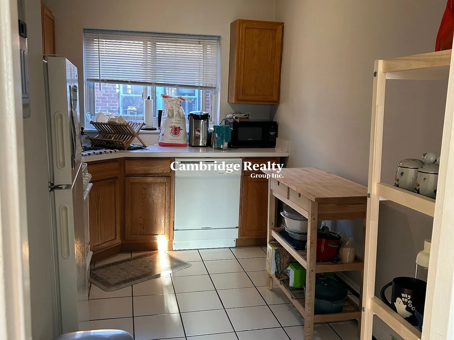 2 bed, 1.0 bath, $2,950 — Photo 2
