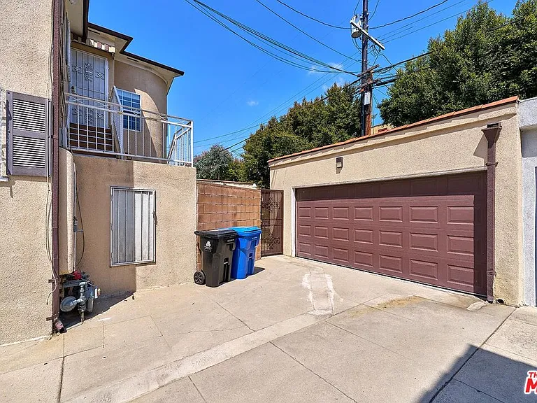 820 Alandele Ave — Photo 25