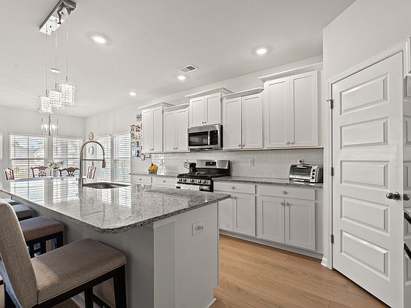 5th image of 274 Augusta Green Way
