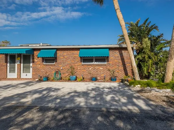 713 Saint Judes Dr S APT 2, Longboat Key, FL 34228
