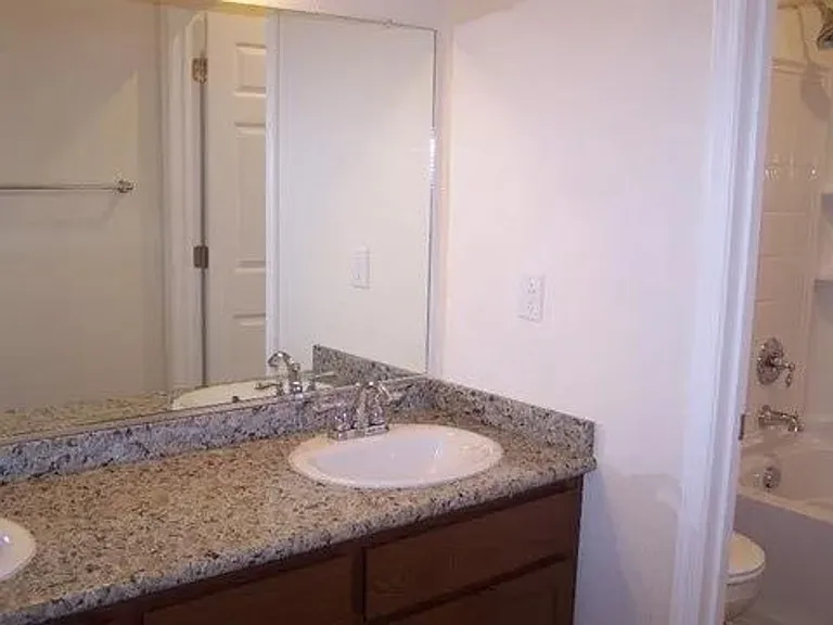 2092 Moss Glen Loop — Photo 8