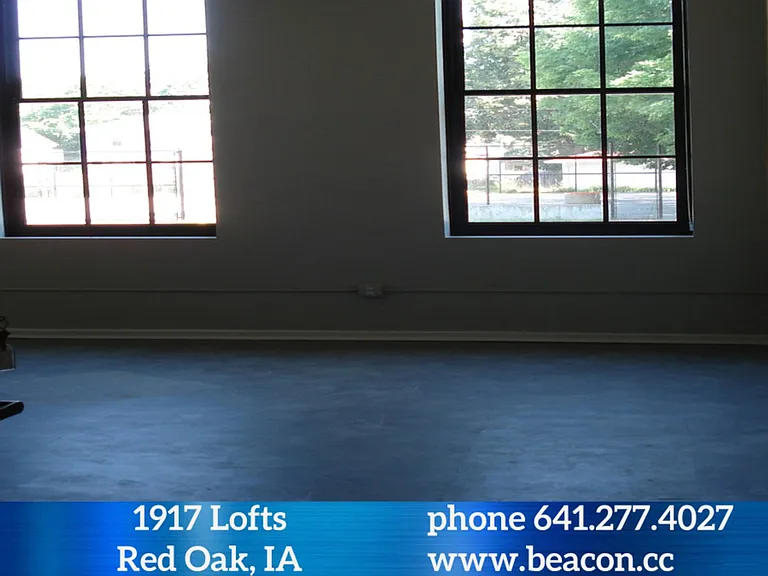 308 E Corning St — Photo 4