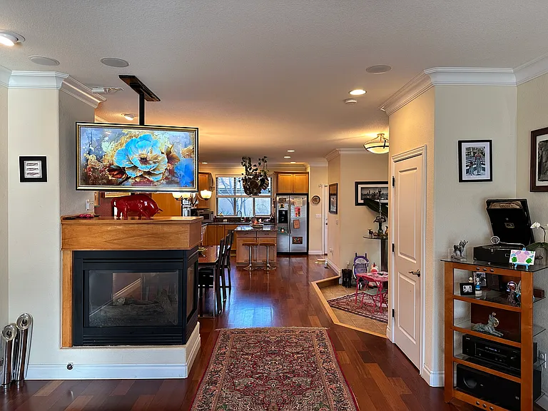 1884 S Clarkson St — Photo 8