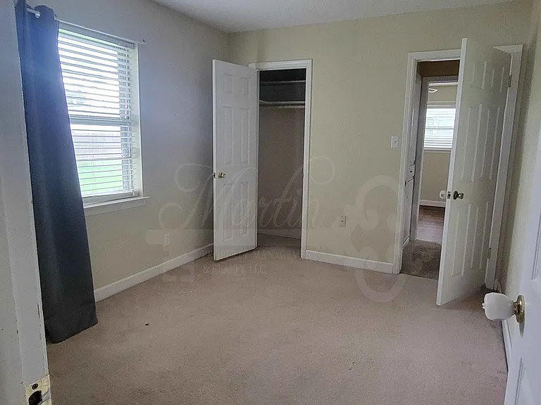 4307 N Aydelotte Ave — Photo 10