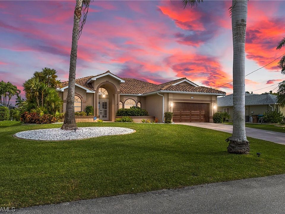 1st image of 2907 SW 39th Ter