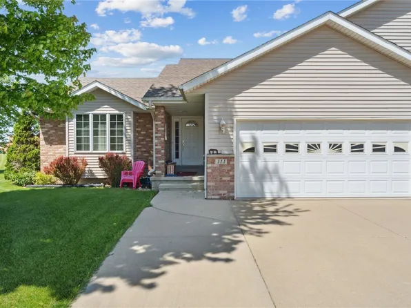 111 Cottage Dr, Mechanicsville, IA 52306