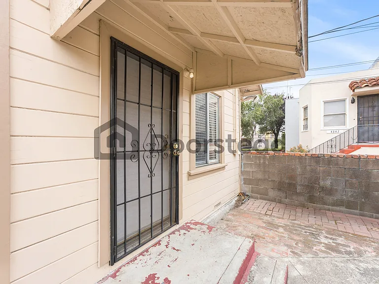 4339 Adeline St #B — Photo 4
