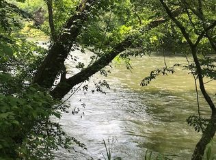 10 Bishop Ln, Murphy, NC 28906