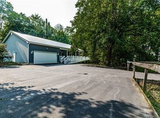 7671 Van Buren Rd, Baldwinsville, NY 13027