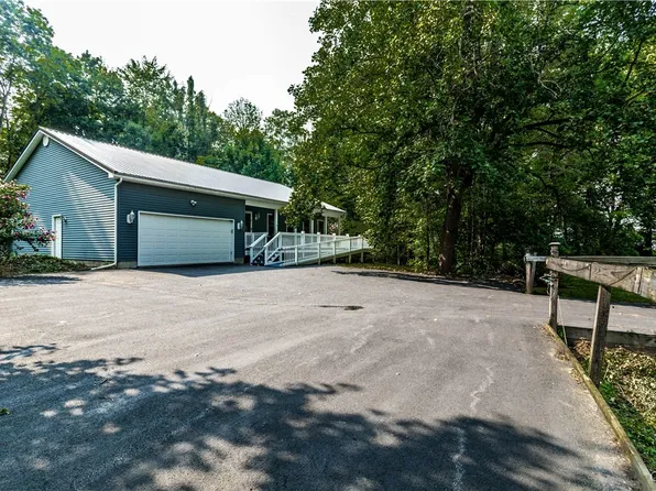 7671 Van Buren Rd, Baldwinsville, NY 13027