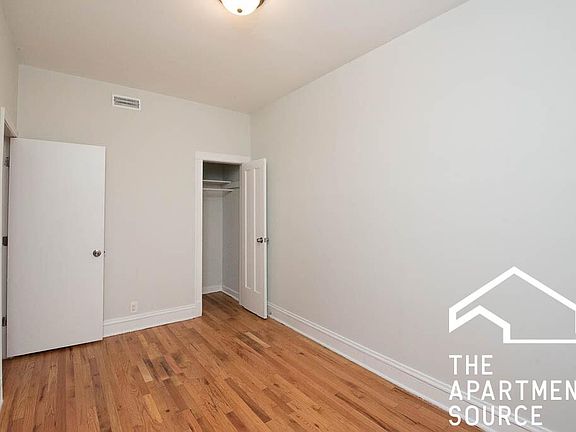 5th image of 1253 N Harding Ave #2S