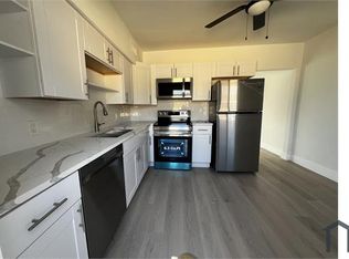 2043 NW 2nd St, Miami, FL 33125