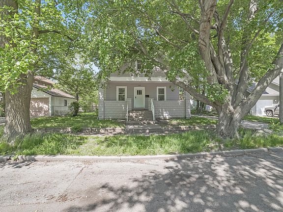 2nd image of 1909 N Delaware Ave