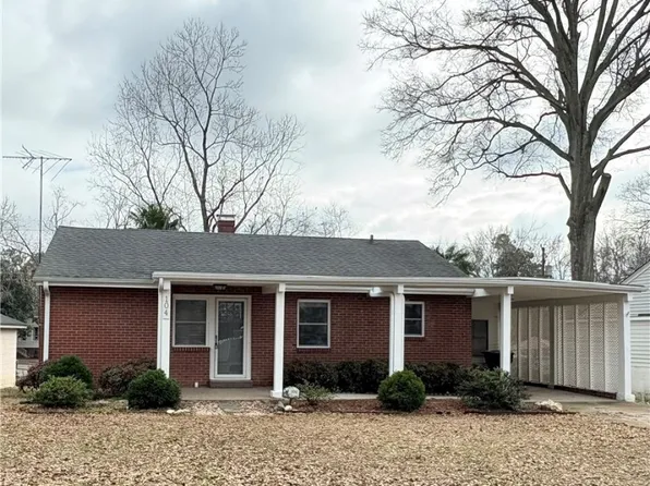 104 Cox Dr, Belton, SC 29627
