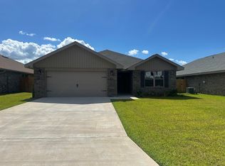 308 Keswick Ln, Crestview, FL 32536