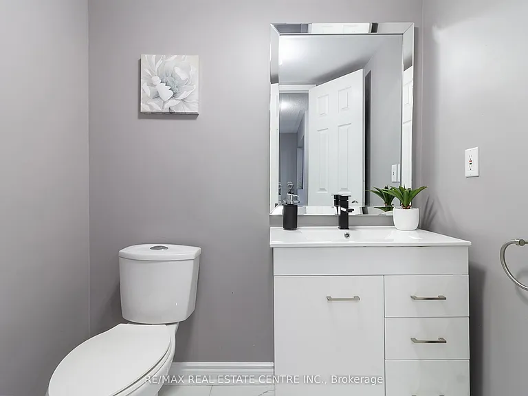 334 Perry Rd — Photo 6
