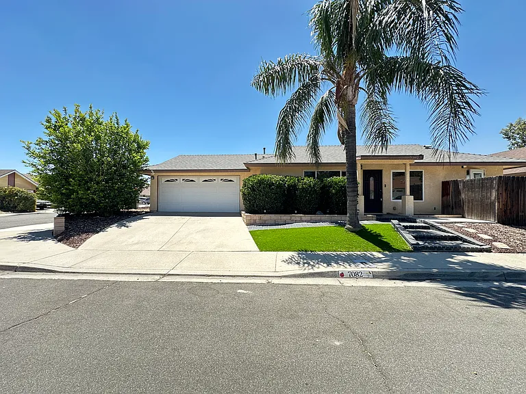 7082 Larkspur Pl — Photo 2