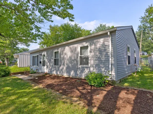 180 Sunset Dr, Johnstown, OH 43031