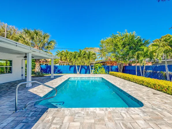 210 17th Avenue S, Lake Worth Beach, FL 33460