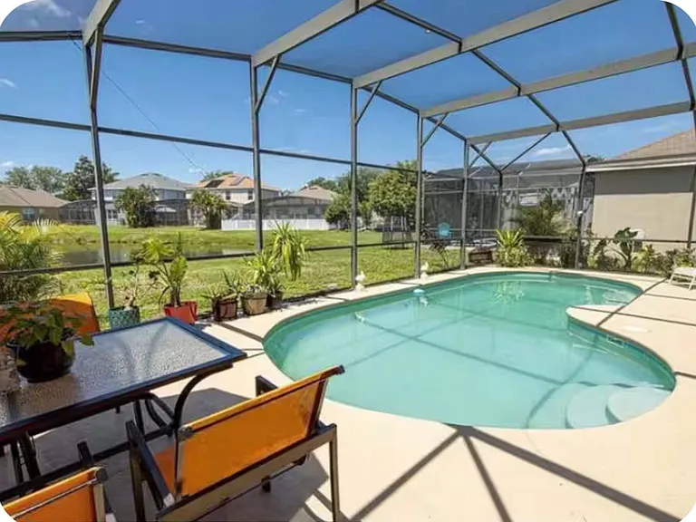 1067 Berkeley Dr — Photo 3