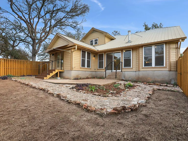 4 Concord Cir — Photo 27