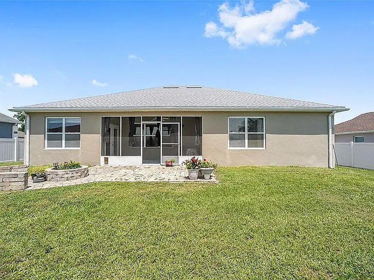 6742 SW 64th Ave — Photo 19