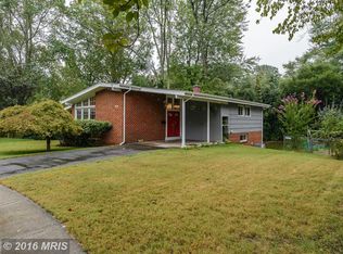 816 Hyde Ct, Silver Spring, MD 20902