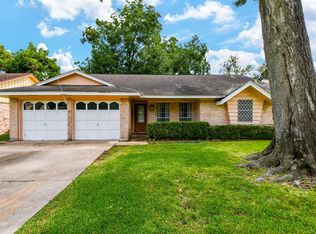 11039 Caribbean Ln, Houston, TX 77089