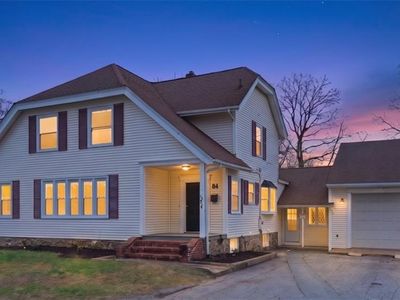84 Crest Rd, North Smithfield, RI, 02896