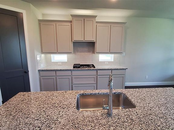 2nd image of 1256 Madera Dr