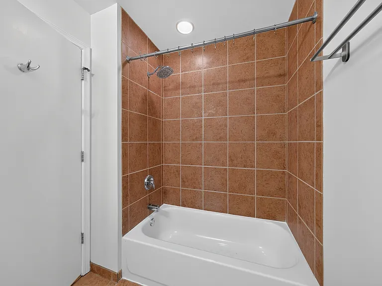 1255 S State St #1304 — Photo 19