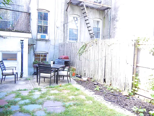 Rented by Brooklyn Heights Real Estate Inc | media 30