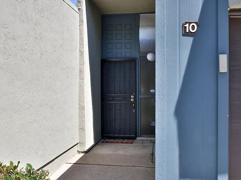 6395 Rancho Mission Rd #10 — Photo 29