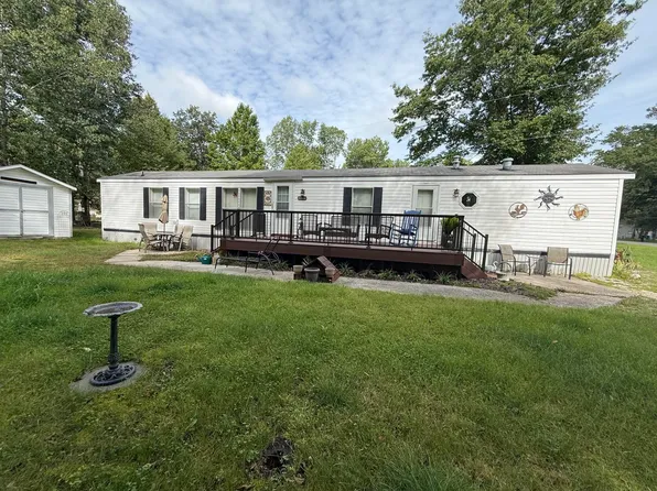 1859 Pratt Lake Rd, Gladwin, MI 48624