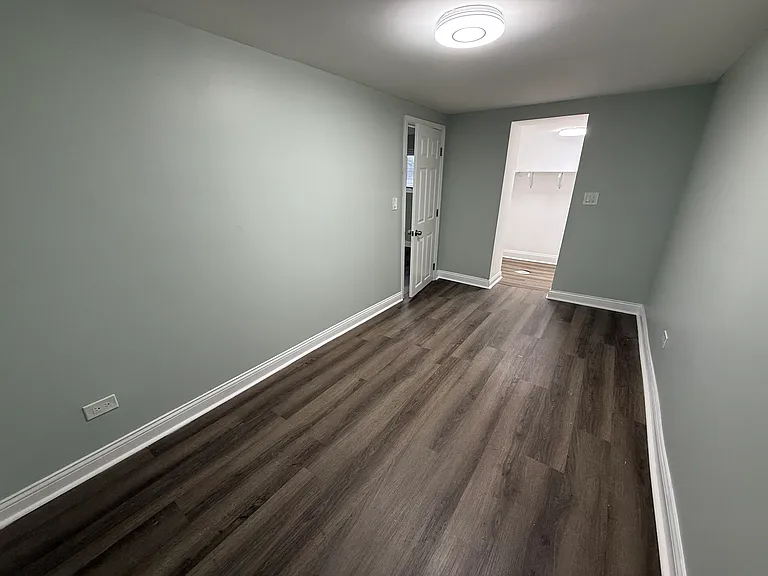 4217 S Kedzie Ave #G — Photo 6