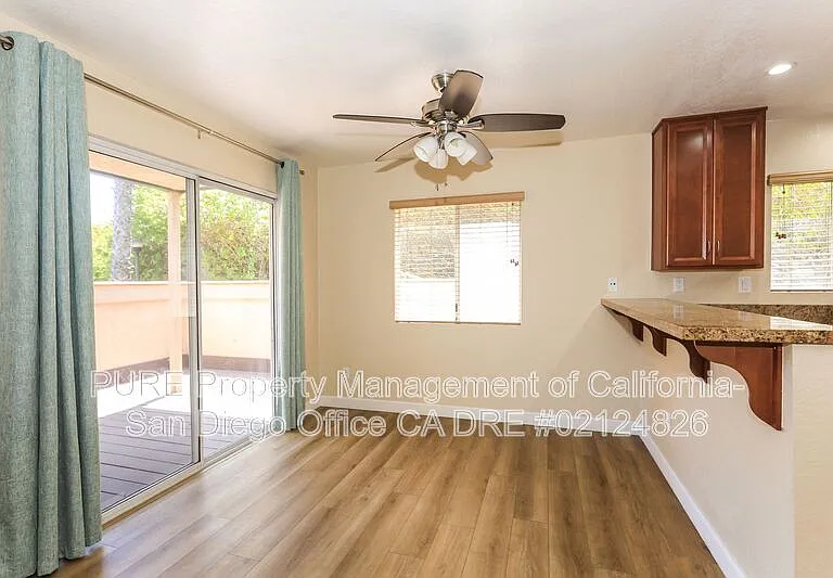 11317 Avenida De Los Lobos #E — Photo 6