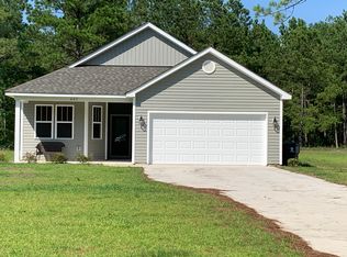 907 Union Bethel Rd, Hampstead, NC 28443