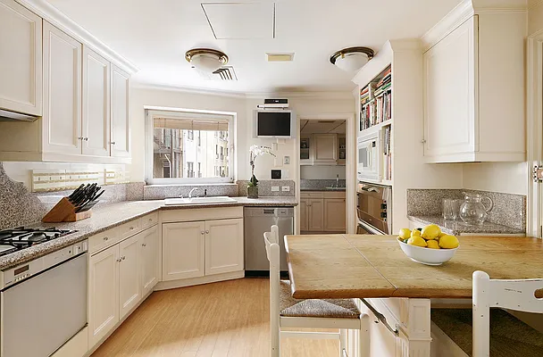 Sold by Stribling | media 35