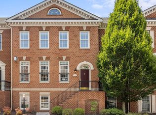 7003 Eastern Red Cedar Ln, Mc Lean, VA 22101