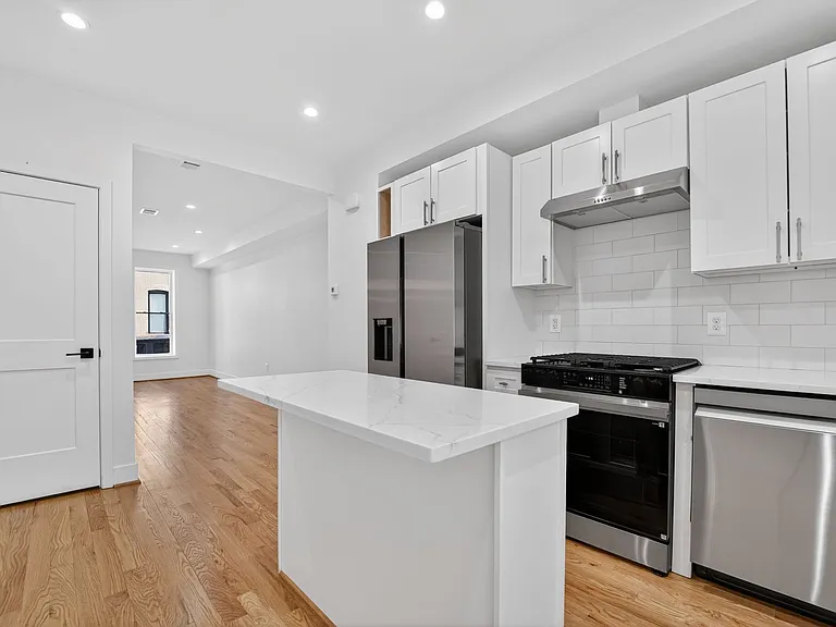 1740 Clarkson St — Photo 1