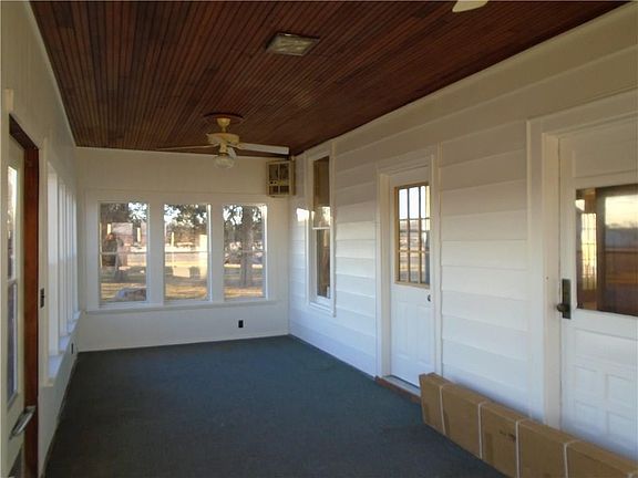 Nice space to cozy up and relax on fall evenings.