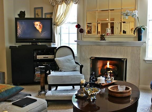 3rd image of 923 N Stoneman Ave Unit 10