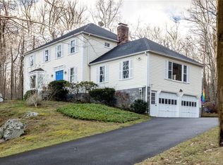 37 Buckspen Ln, Ridgefield, CT 06877