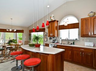 2727 Pomme Meadows Dr, Arnold, MO 63010
