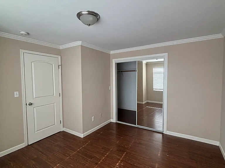 1606 Gramercy Ave #208 — Photo 6