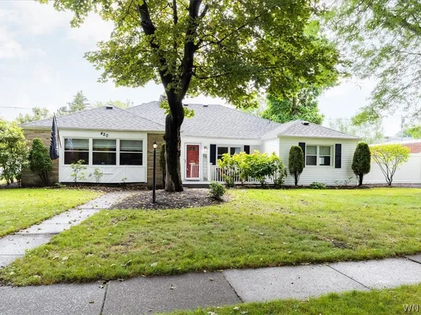 420 Brantwood Rd, Amherst, NY 14226