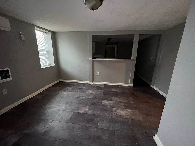 2057 N 5th St #5 — Photo 2
